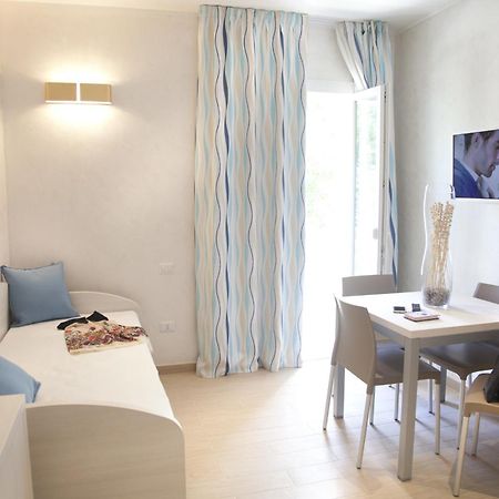 Marina Beach Suite Hotel Rimini Exterior foto